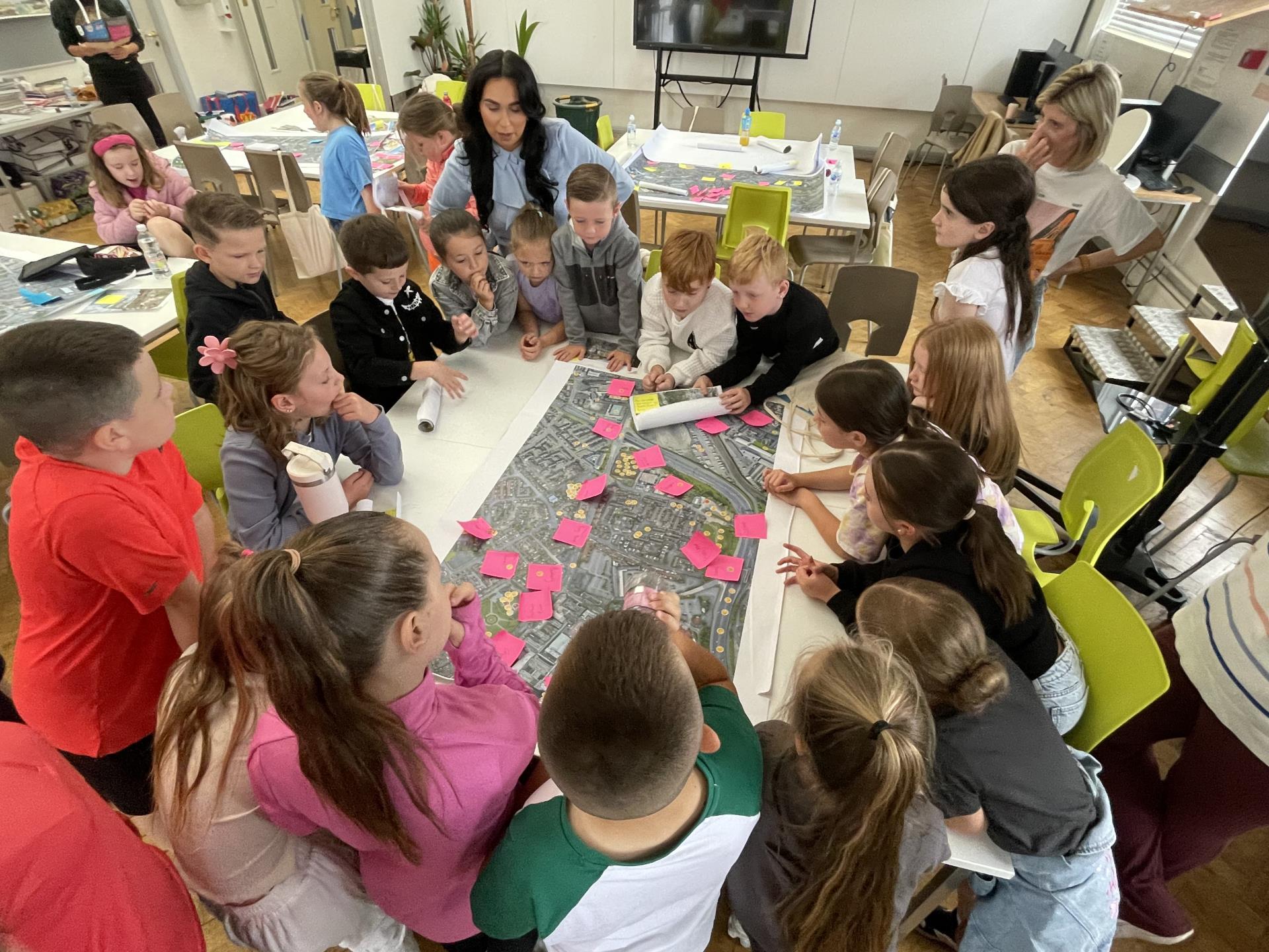 Queen's Üniversitesi'nde Benim Mahallem Konferansı / Çalıştayı
